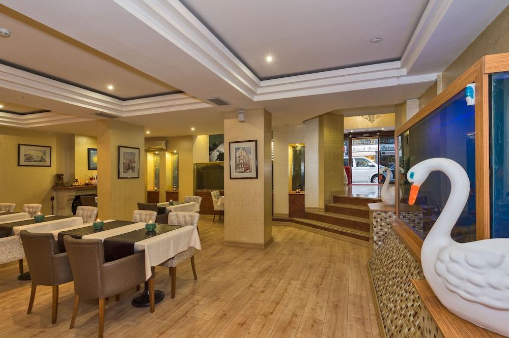 Beyaz Kugu Hotel Istanbul Exterior foto