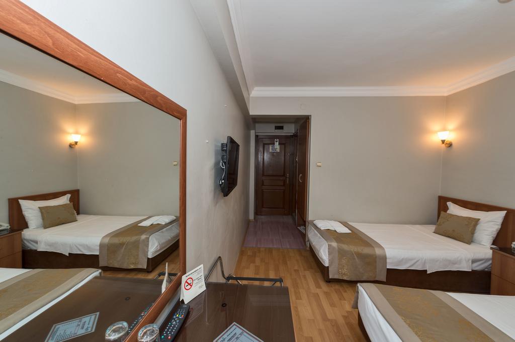 Beyaz Kugu Hotel Istanbul Exterior foto